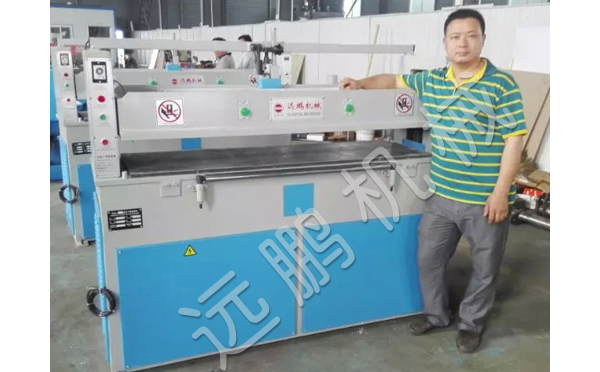 你真的了解錐體卷板機(jī)的優(yōu)點(diǎn)嗎